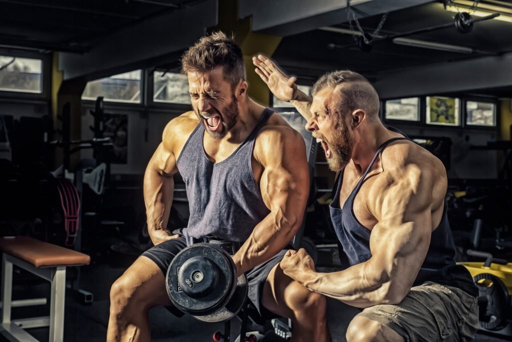 20-signalen-dat-je-personal-trainer-er-niets-van-bakt